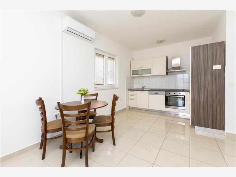 Apartmani Livajic Дуче Экстерьер фото