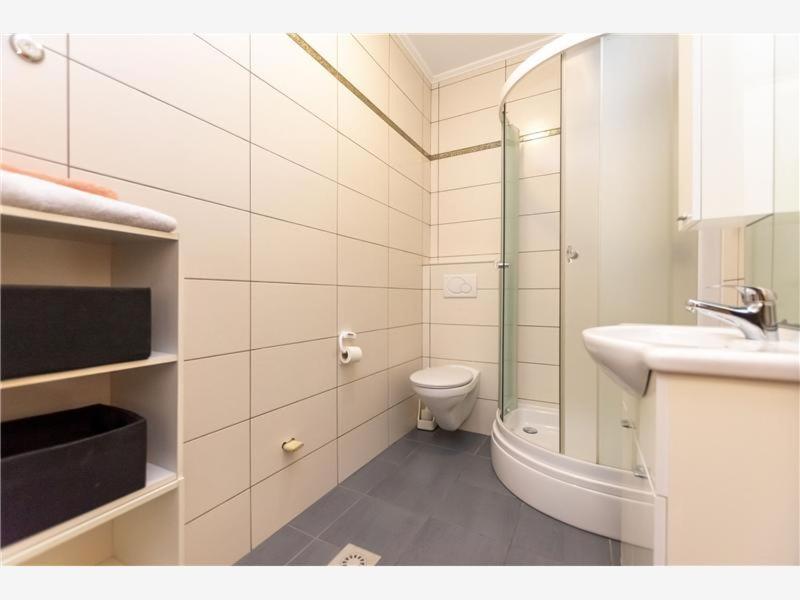 Apartmani Livajic Дуче Экстерьер фото